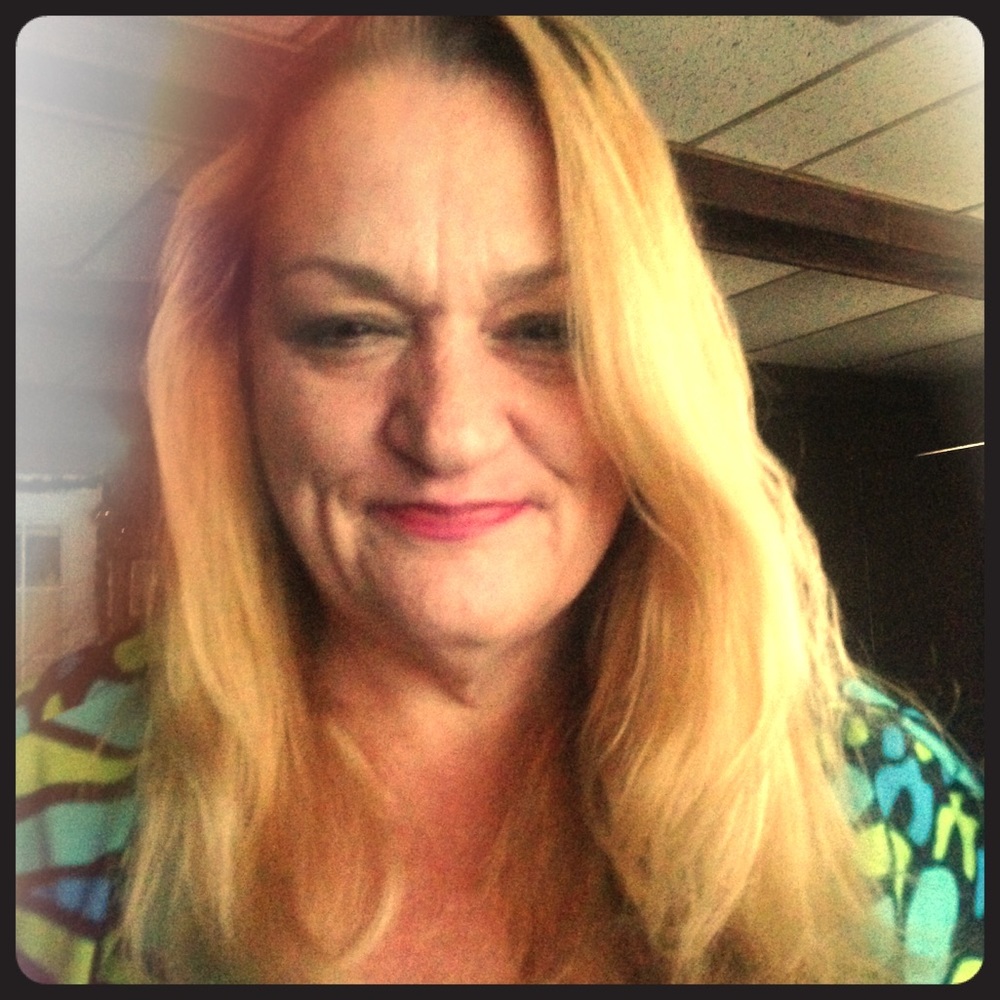 Meet your Posher, Tonya